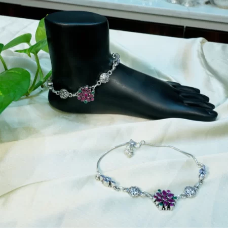 Unique Flora Anklet